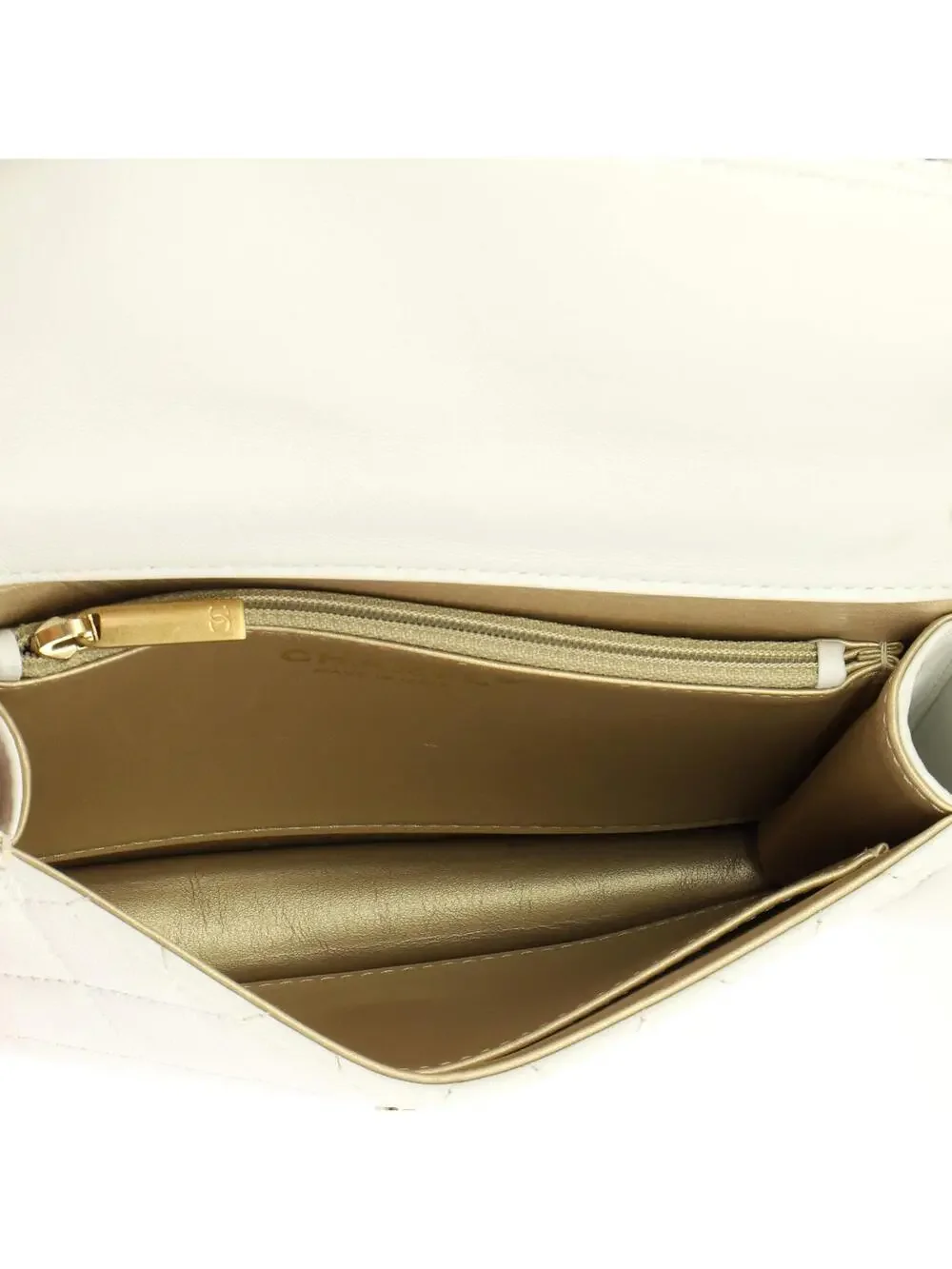 Chanel Chic Pearls Flap Bag Quilted #323610C36B